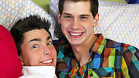 Spicy lollipop twinks bareback action with two tender twinks