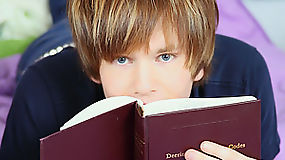 Studying lollipop twinks flirt for a good bang